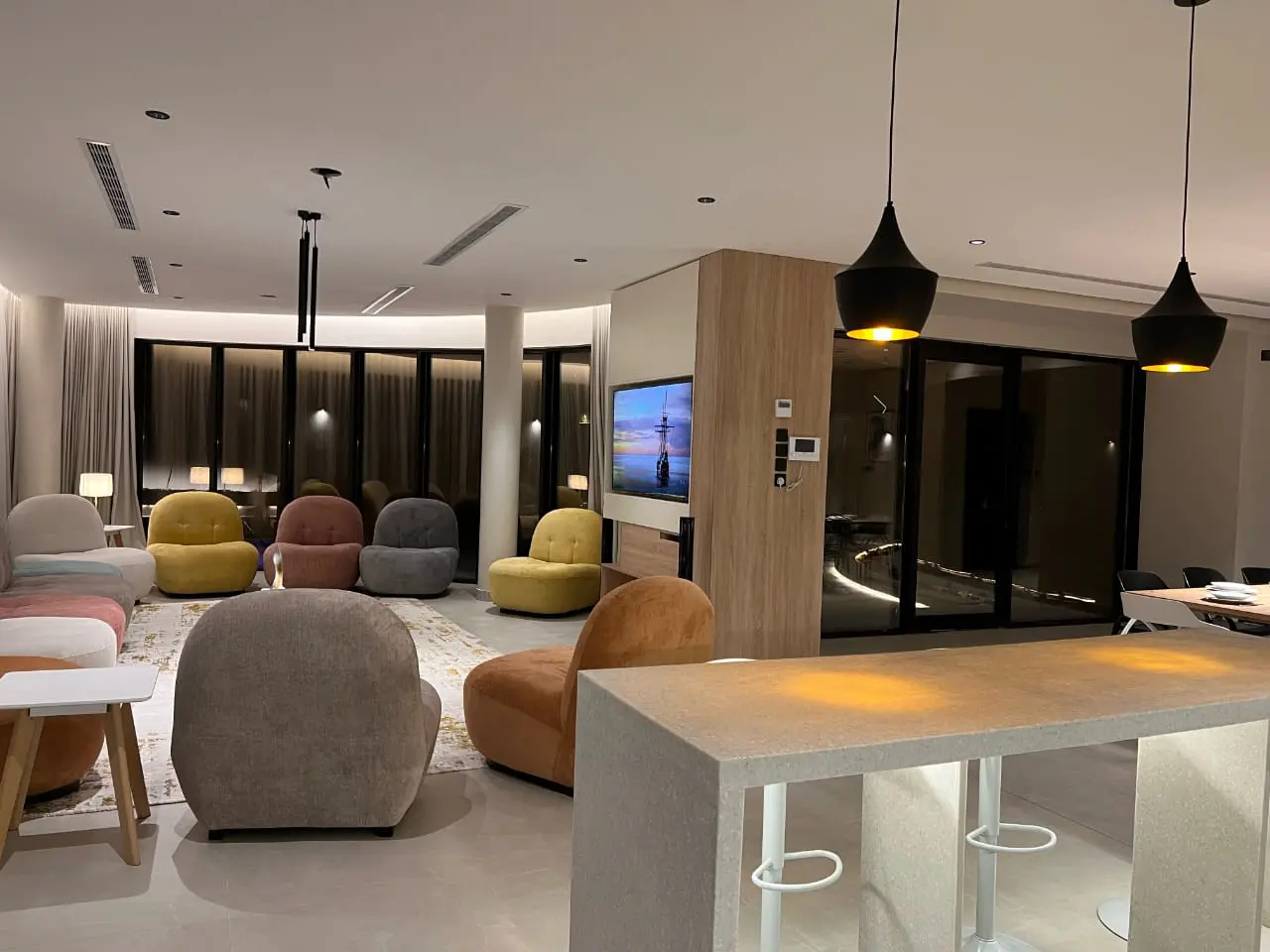 صورة من معرض ليون شاليه